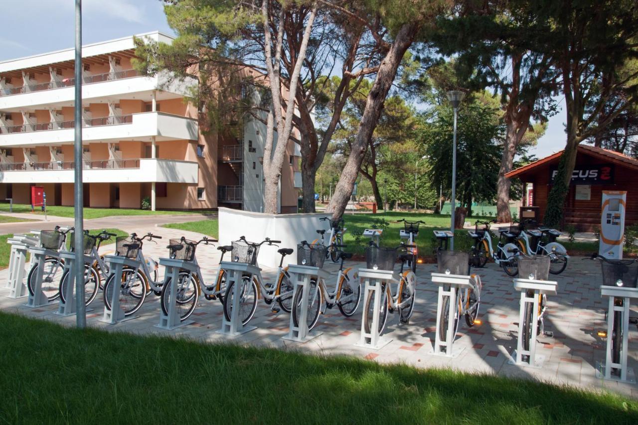 Hotel Umag Plava Laguna Exterior foto